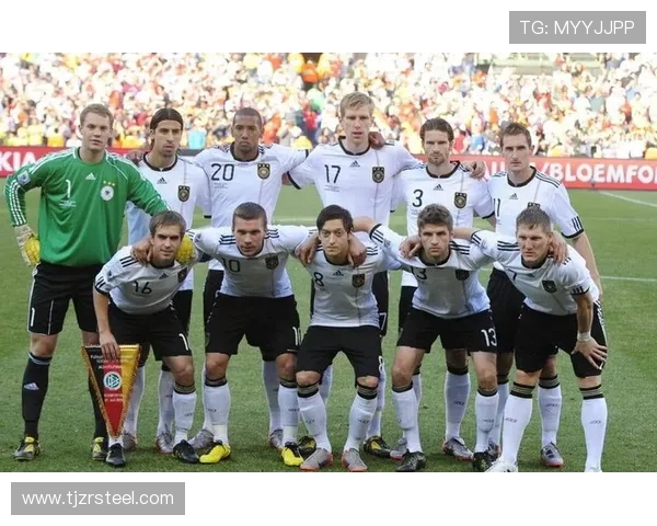 德甲球队技战术特点及不同球队风格对比分析